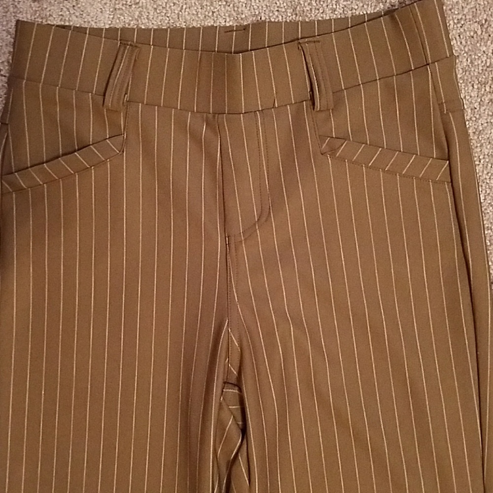 Dress pants - Picture 2 of 4